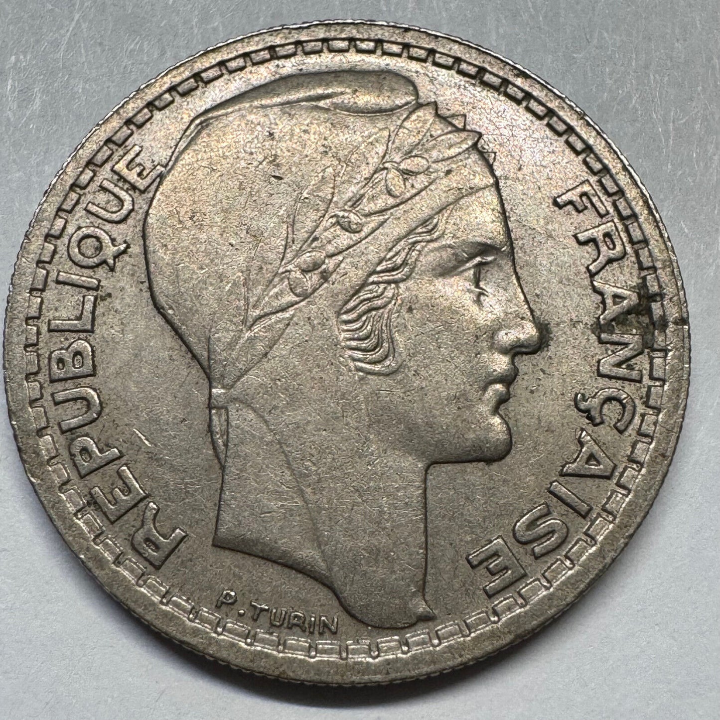 1947 France 10 Francs - Beautiful Coin - #A-069