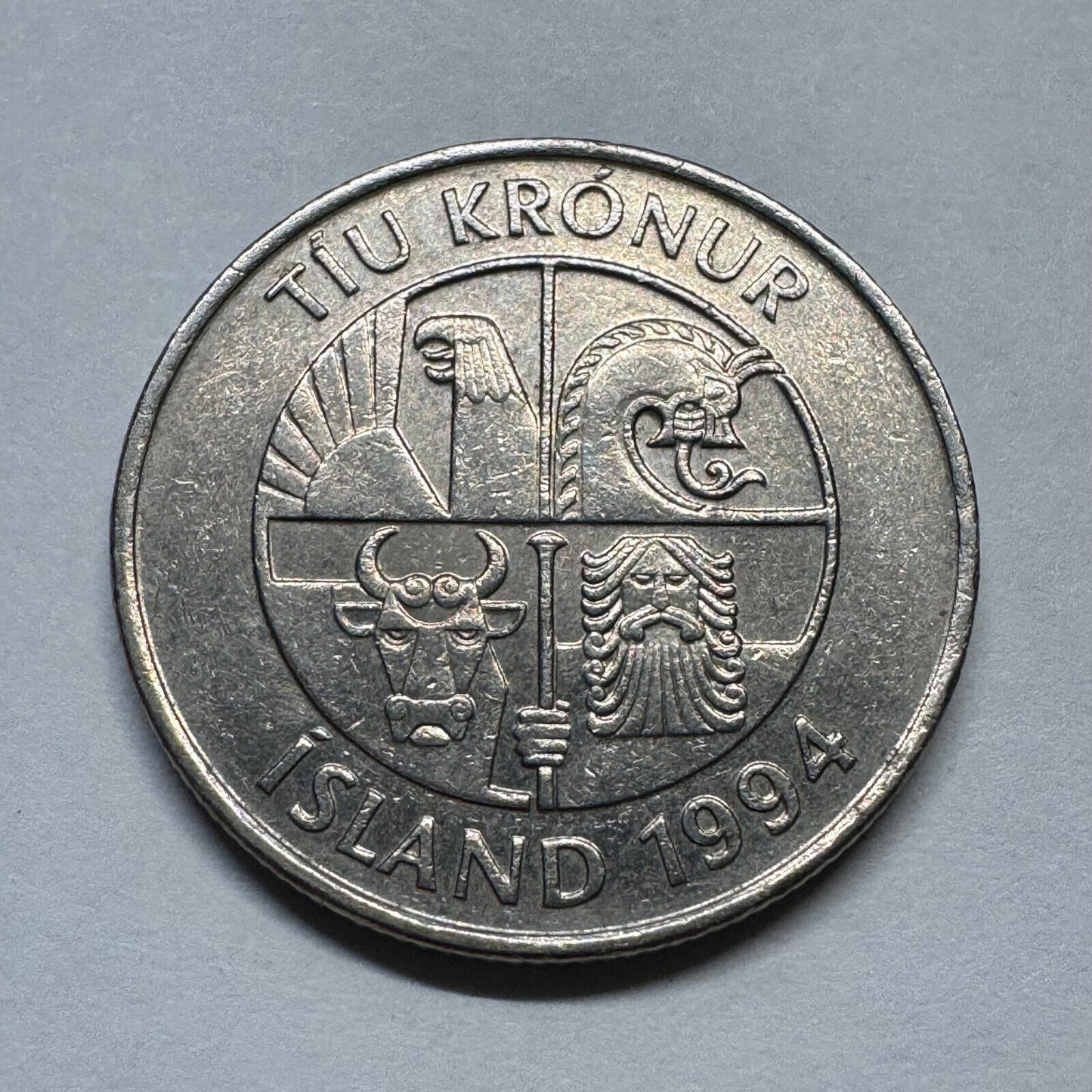 1994 Iceland 10 Kronur - Beautiful Coin - #B-018