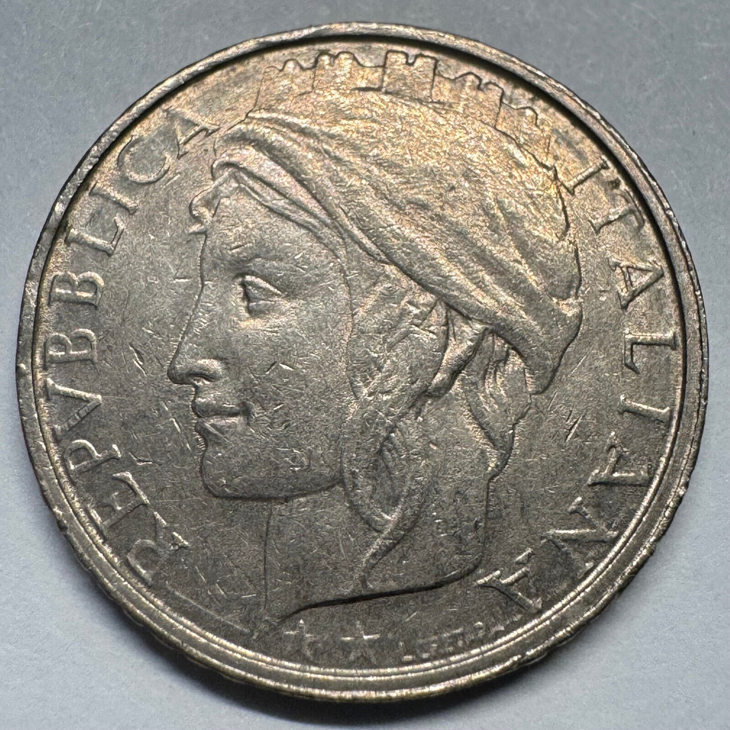 1994 Italy 100 Lire - Beautiful Coin - #A-073
