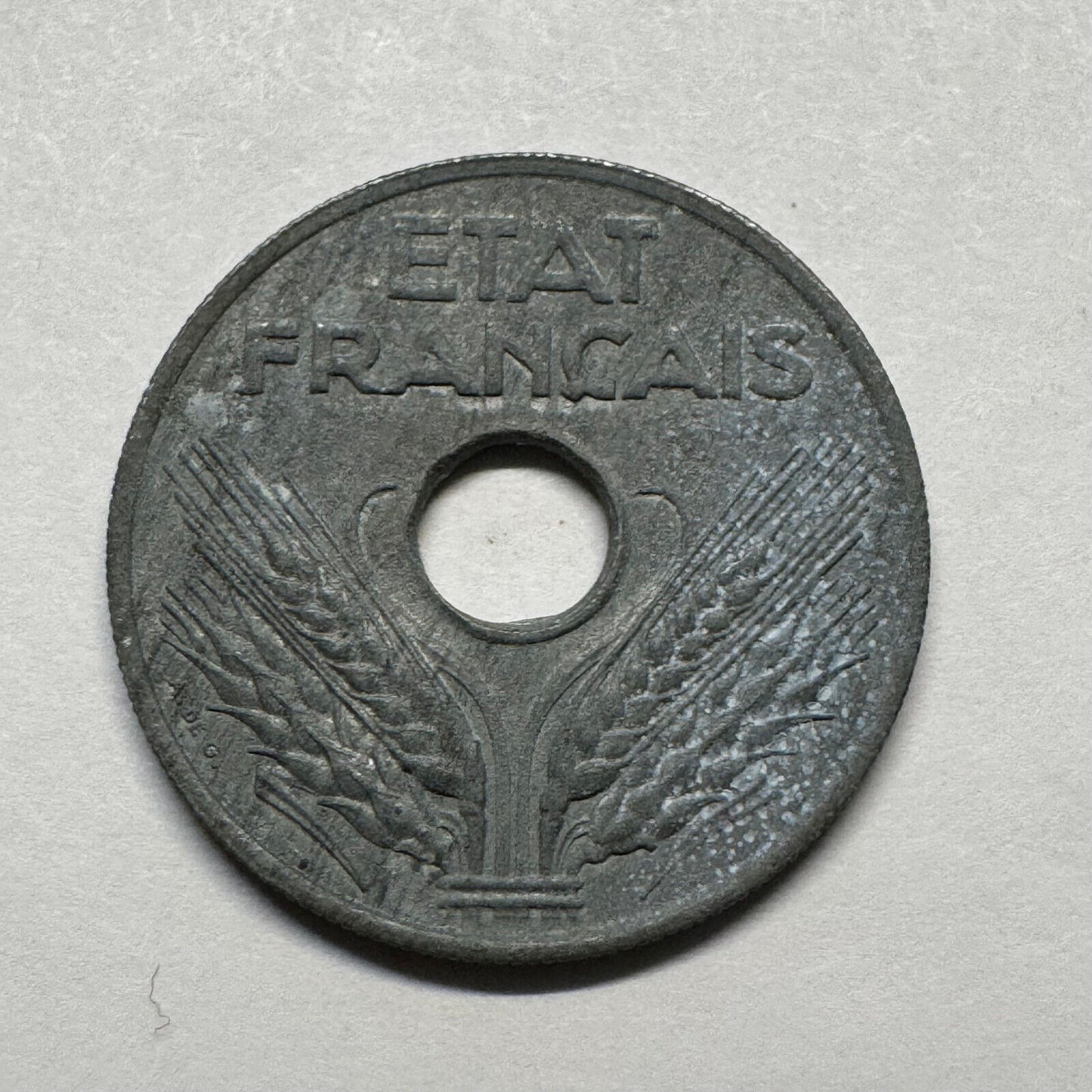 1943 France 20 Centimes - Beautiful Coin - #B-025