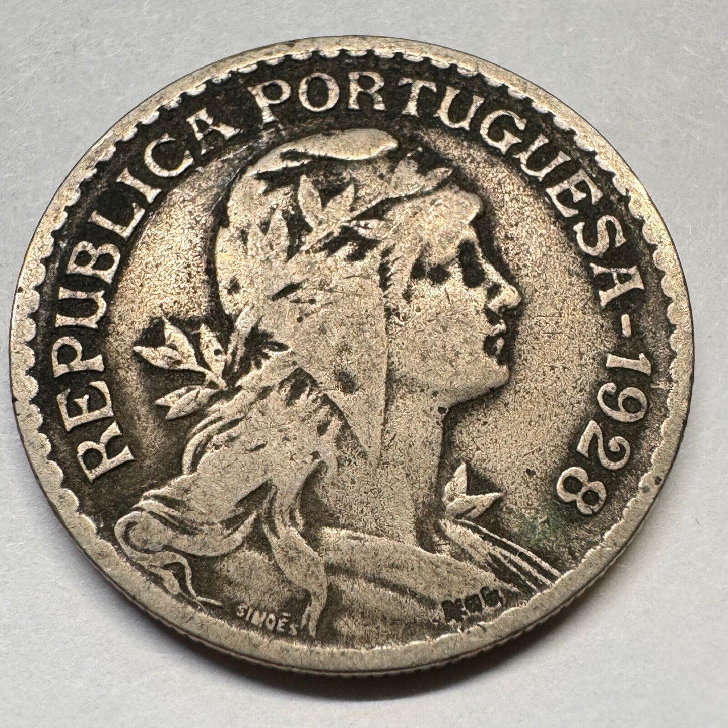 1928 Portugal 1 Escudo - Beautiful Coin - #A-054