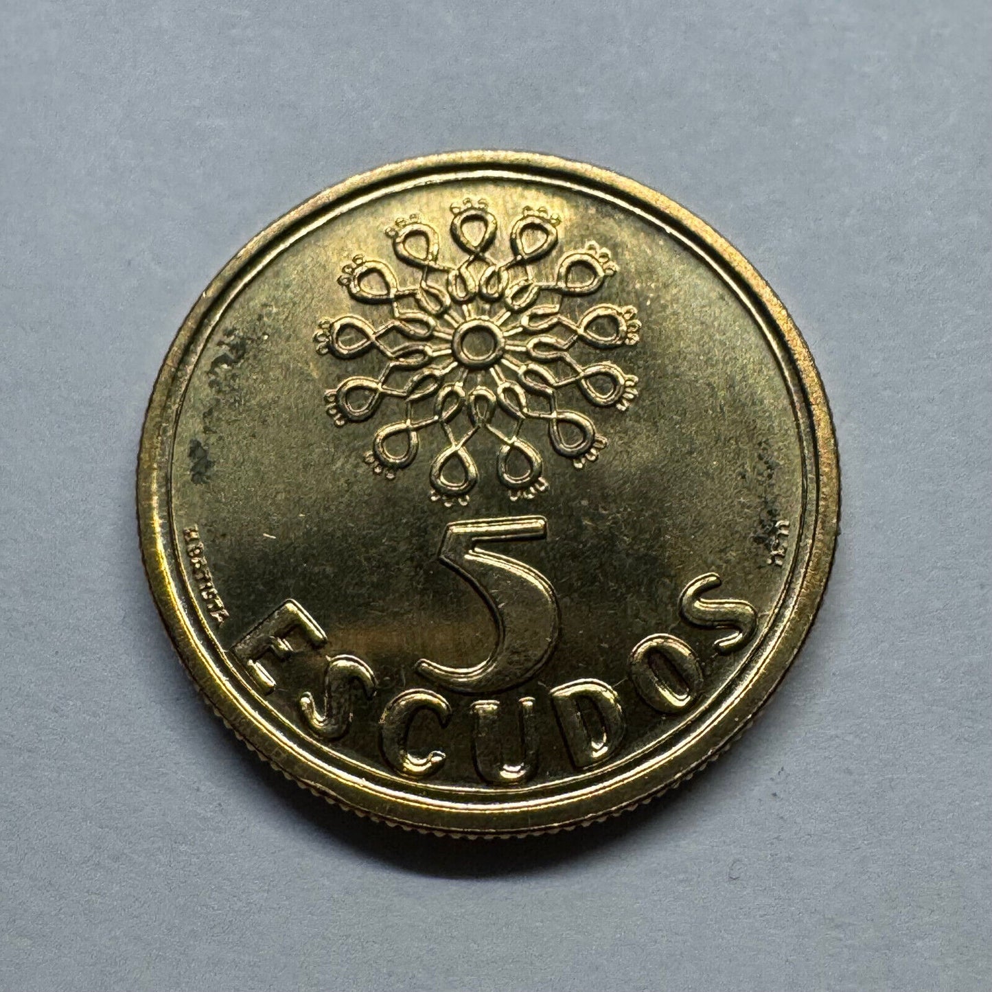 2000 Portugal 5 Escudos - Beautiful Coin - #B-004