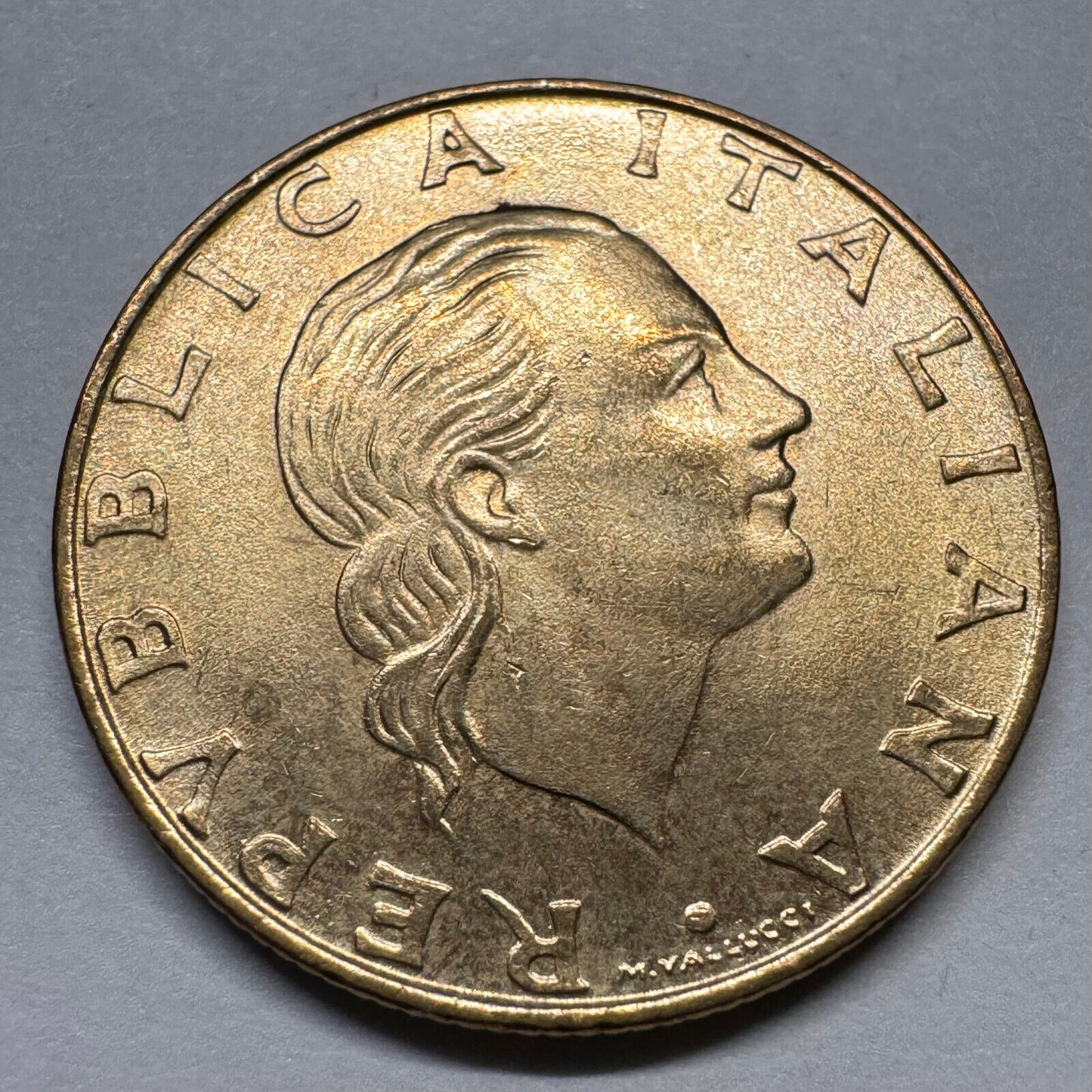 1995 Italy 200 Lire - Beautiful Coin - #A-056