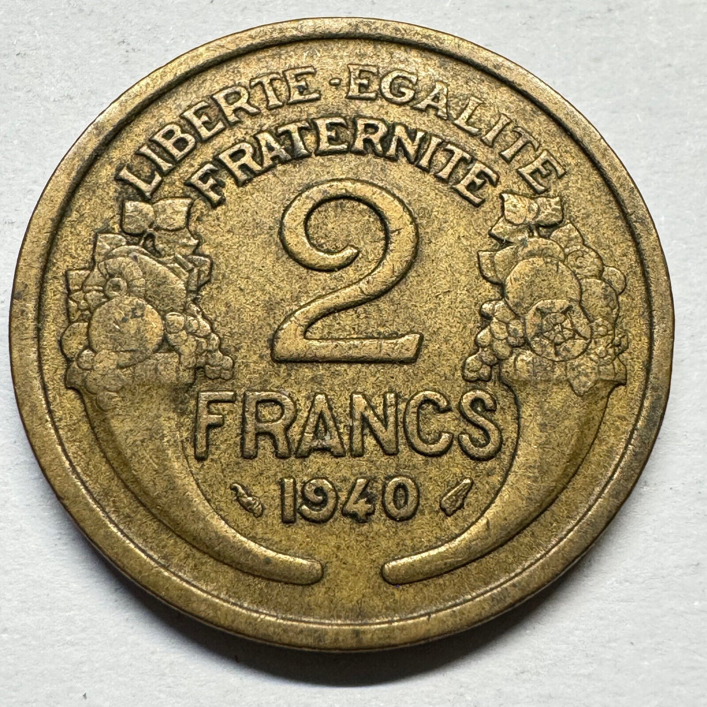 1940 France 2 Francs- Beautiful Coin - #A-003