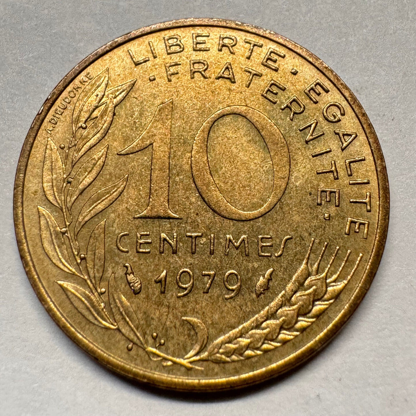 1979 France 10 Centimes - Beautiful Coin - #A-063