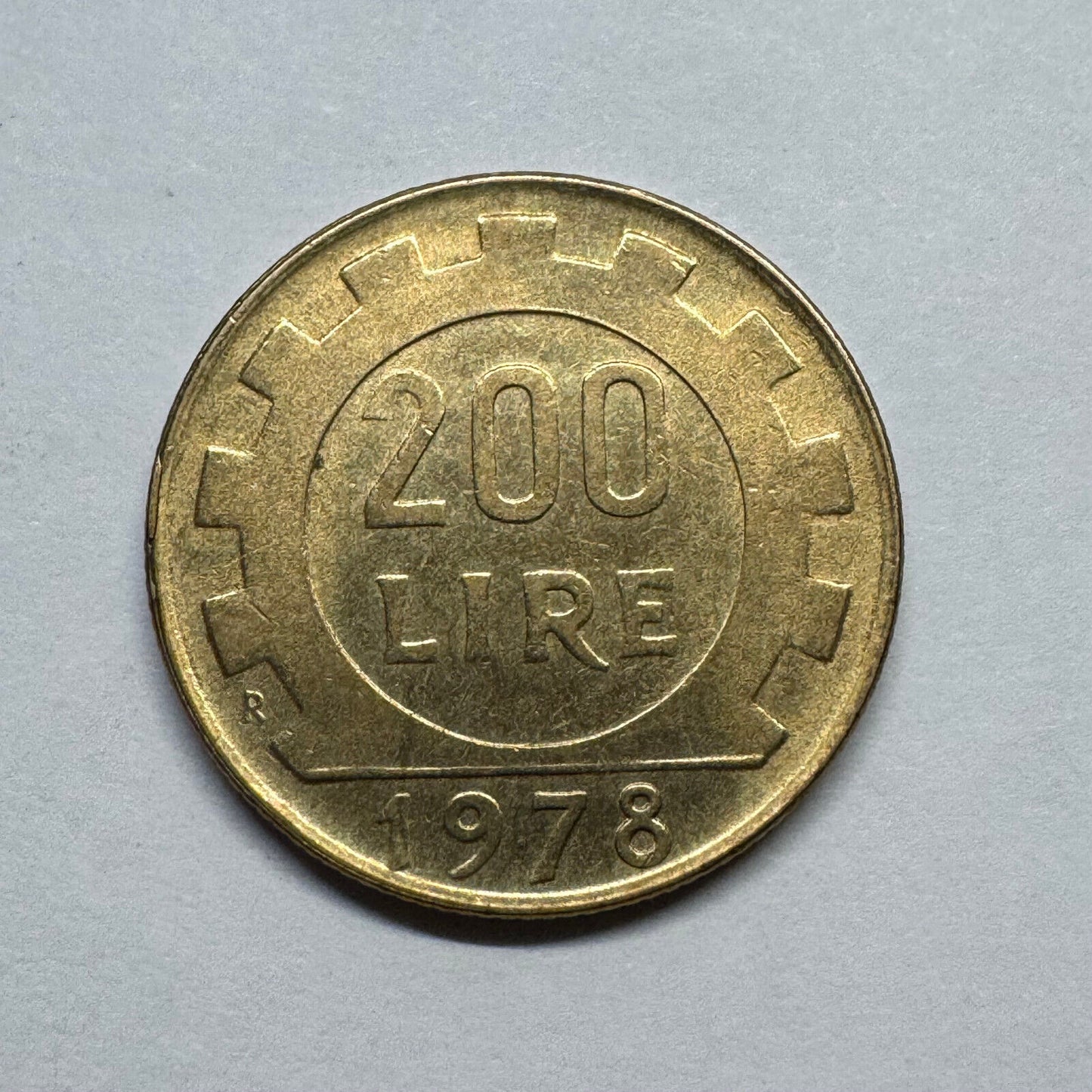 1978 Italy 200 Lire - Beautiful Coin - #B-008