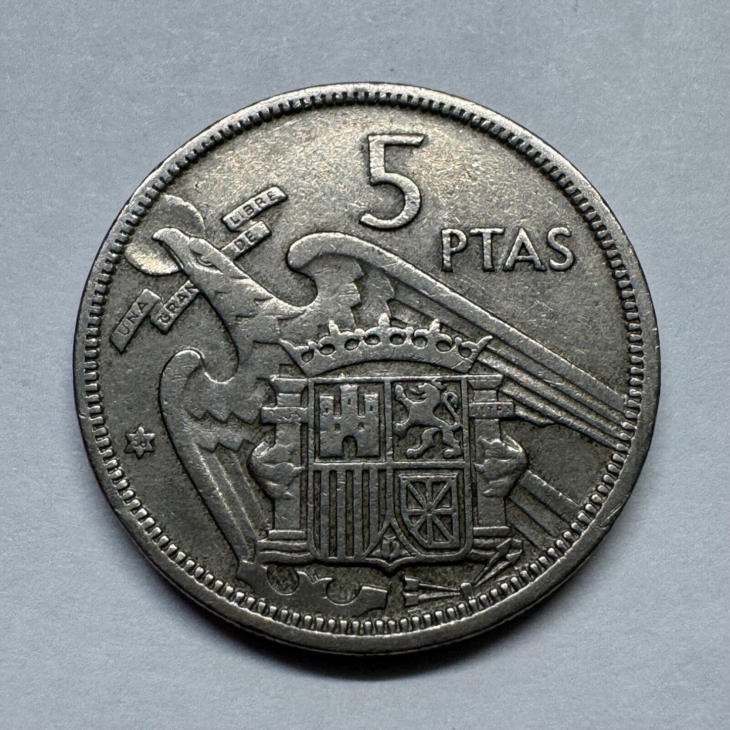 1958 Spain 5 Pesetas - Beautiful Coin - #B-033