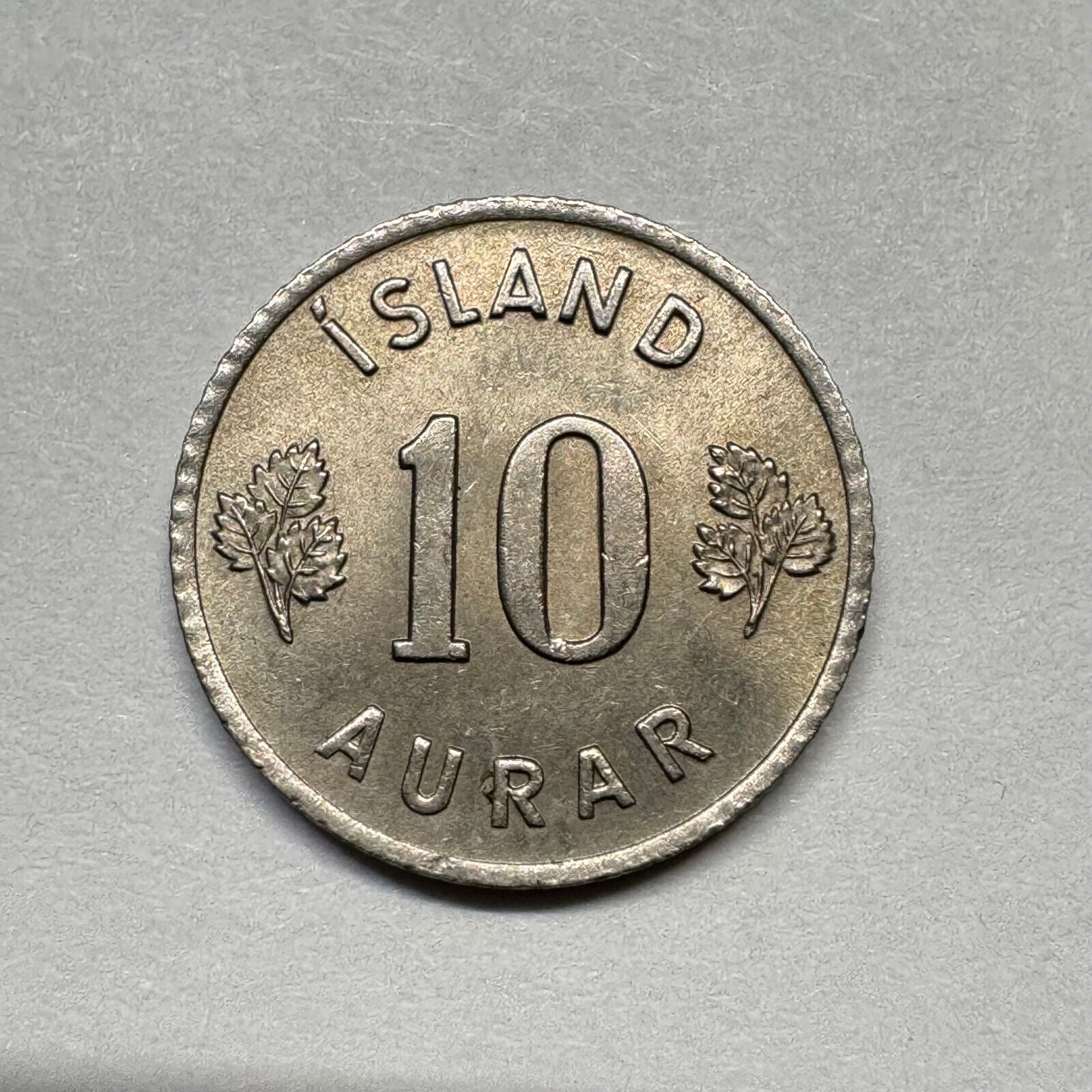 1969 Iceland 10 Aurar - Beautiful Coin - #B-013