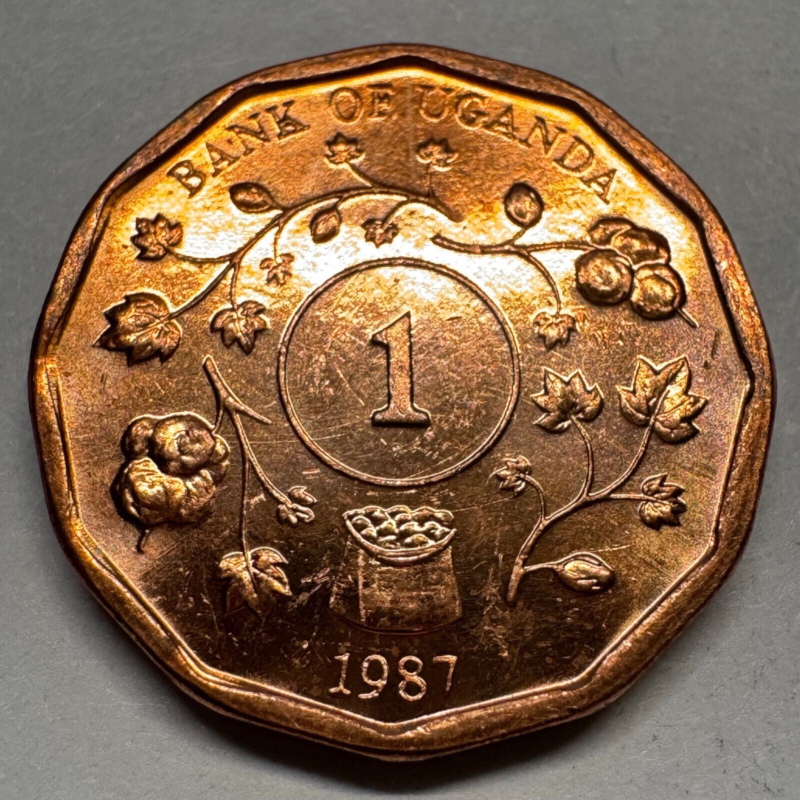 1987 Uganda 1 Shilling - Beautiful Coin - #A-070