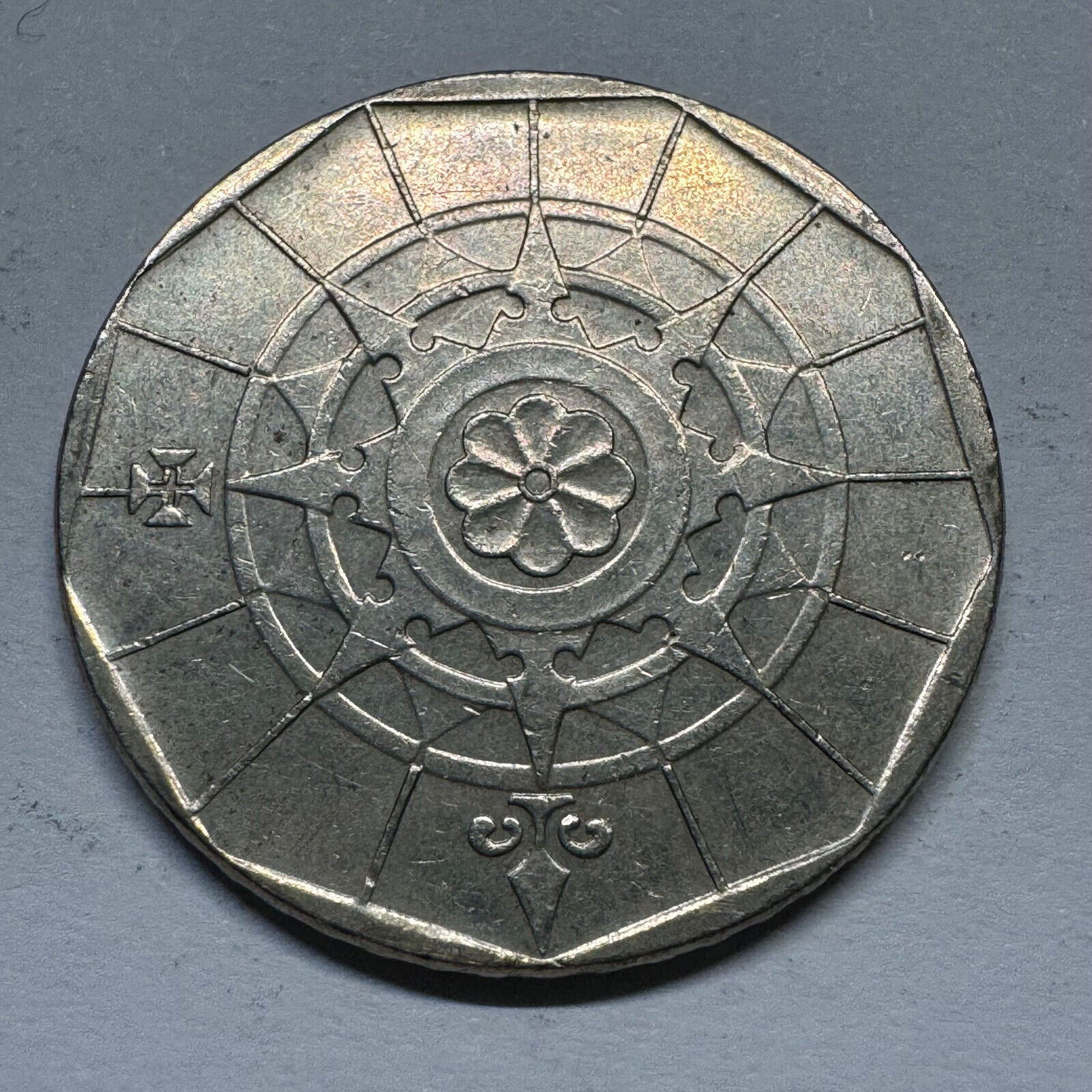 1998 Portugal 20 Escudos - Beautiful Coin - #A-007