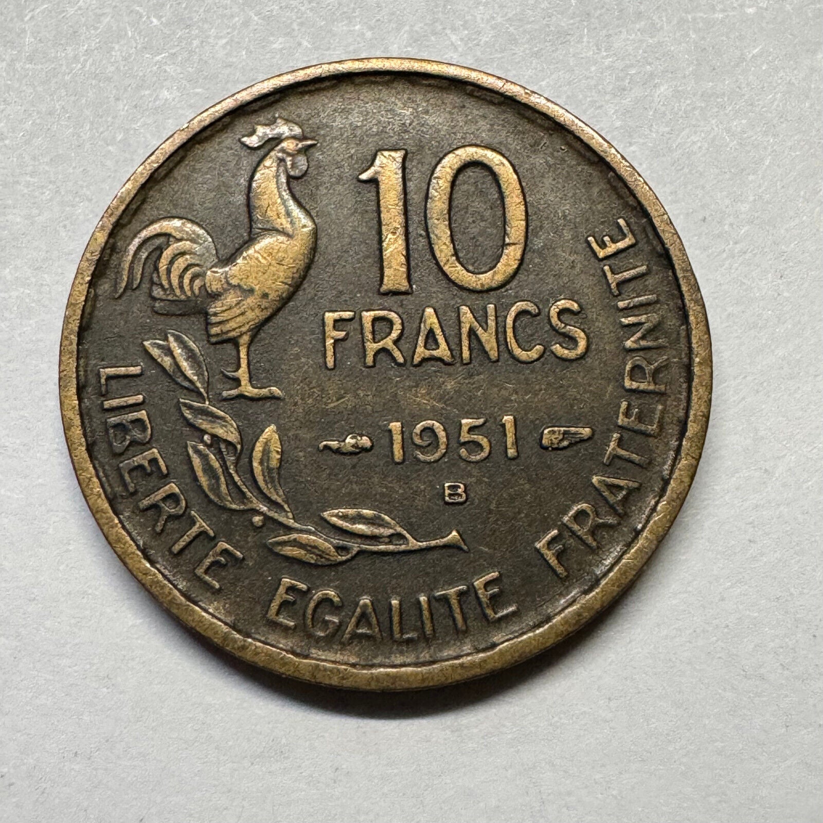 1951 France 10 Francs - Beautiful Coin - #B-027