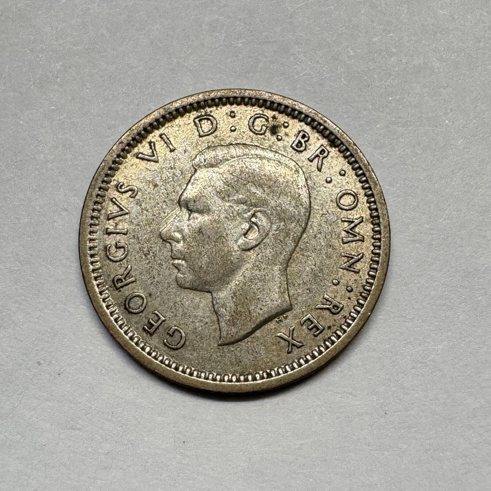 1942 UK 3 Pence - Silver - Beautiful Coin - #B-016