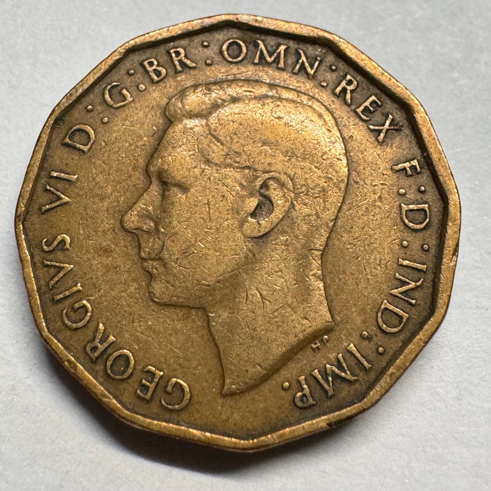 1943 UK 3 Pence - Beautiful Coin - #A-067