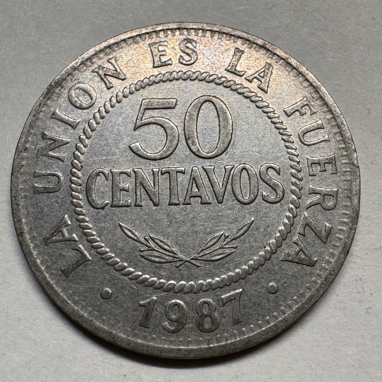 1987 Bolivia 50 Centavos - Beautiful Coin - #A-041