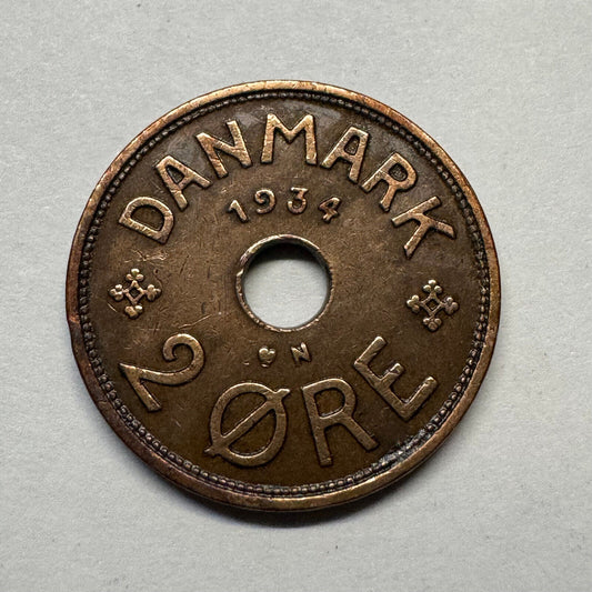 1934 Denmark 2 Ore - Beautiful Coin - #B-006