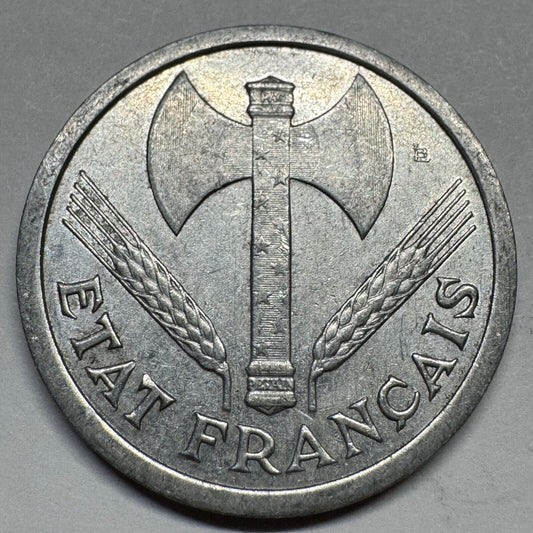1943 France 2 Francs - Beautiful Coin - #A-082
