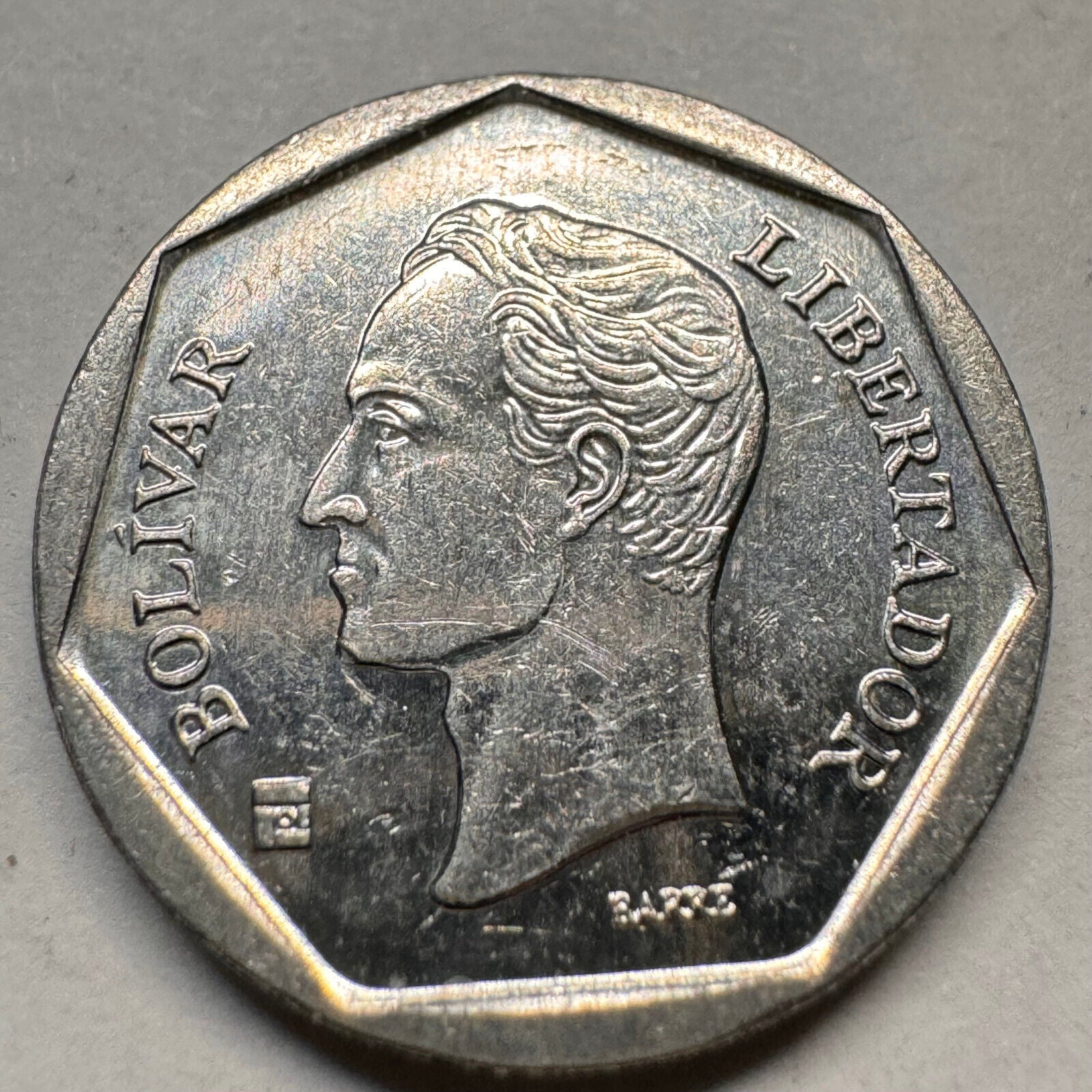 2002 Venezuela 20 Bolivares - Beautiful Coin - #A-032