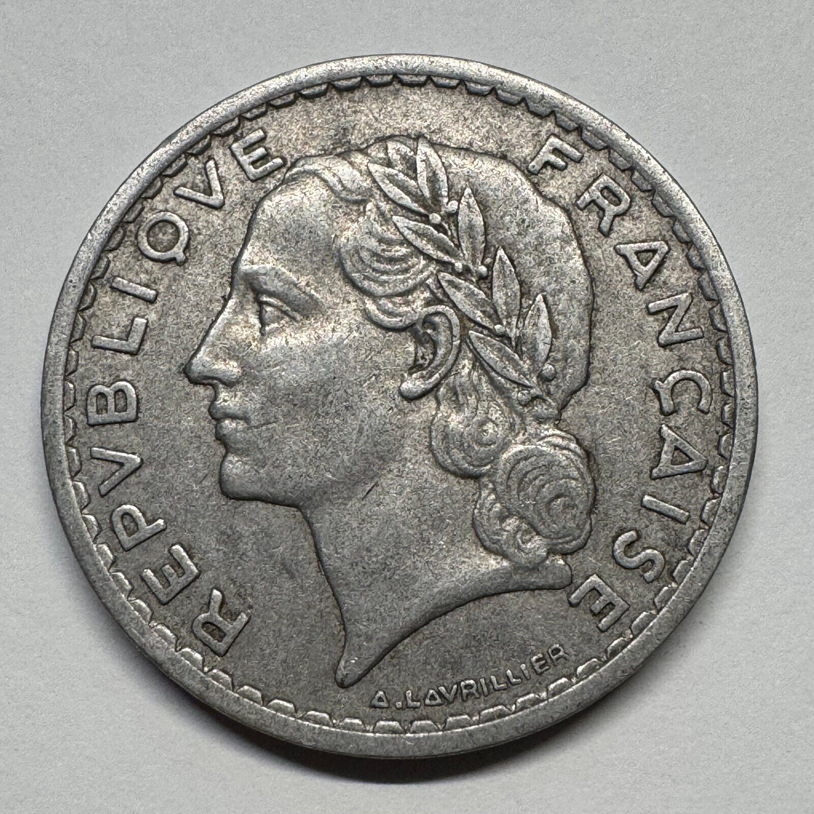 1949 France 5 Francs - Beautiful Coin - #B-039