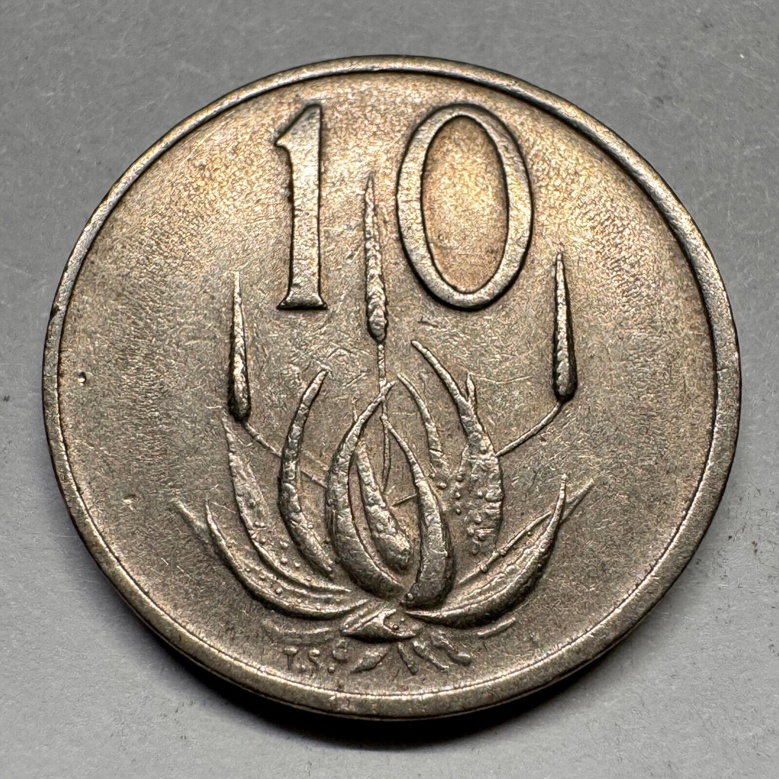 1964 South Africa 10 Cents - Beautiful Coin - #A-053