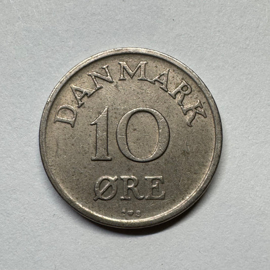 1957 Denmark 10 Ore - Beautiful Coin - #B-050