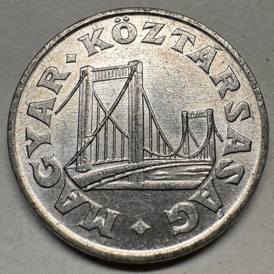1990 Hungary 50 Filler - Beautiful Coin - #A-045