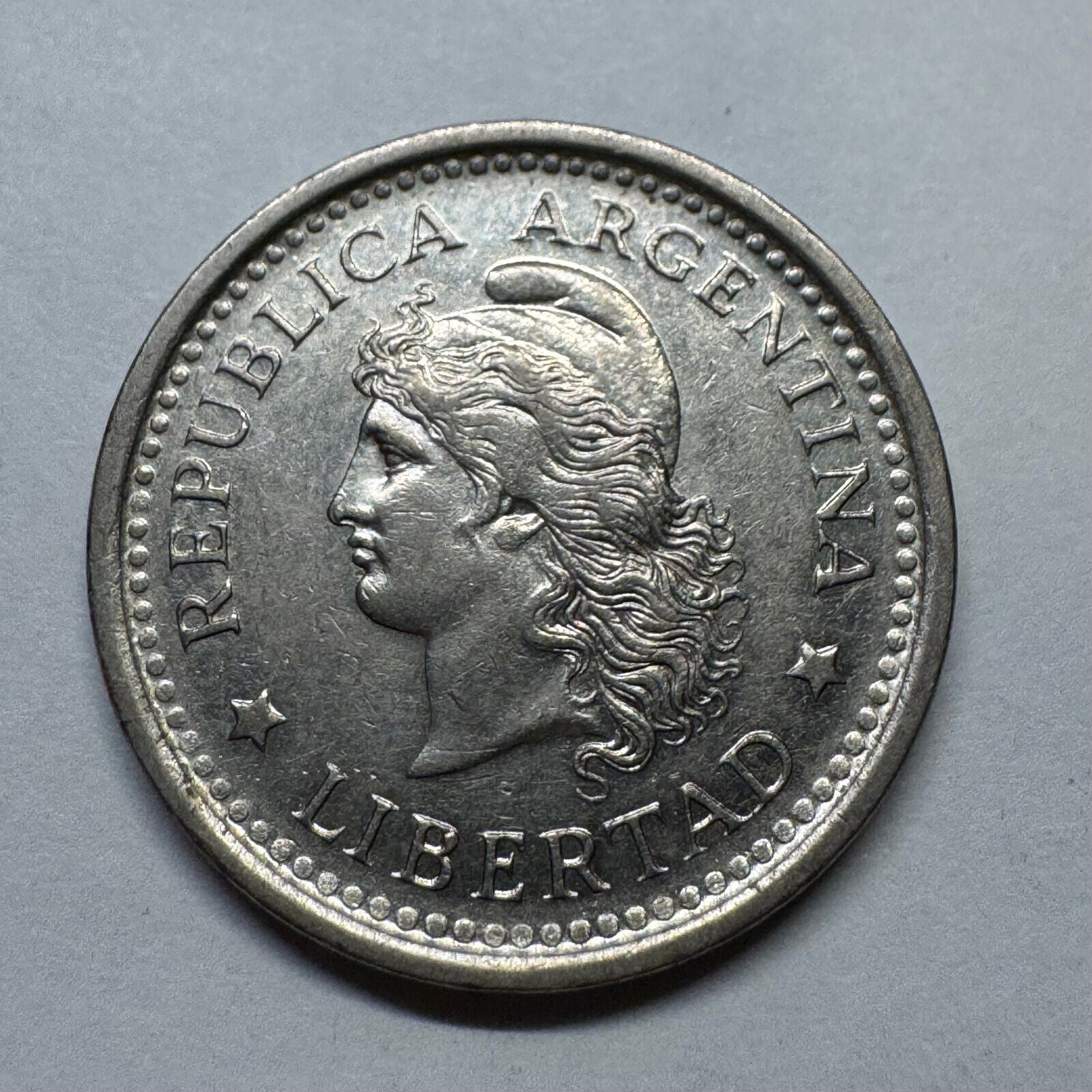 1960 Argentina 1 Peso - Beautiful Coin - #B-003