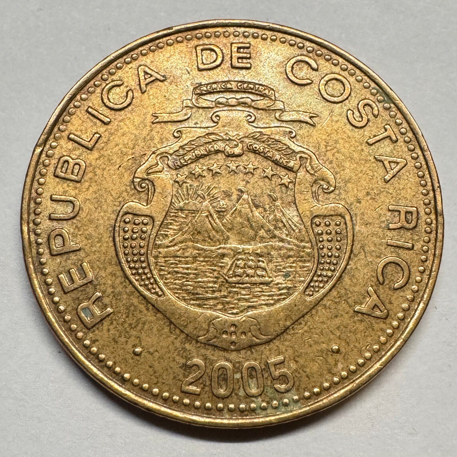 2000 Costa Rica 500 Colones - Beautiful Coin - #A-015