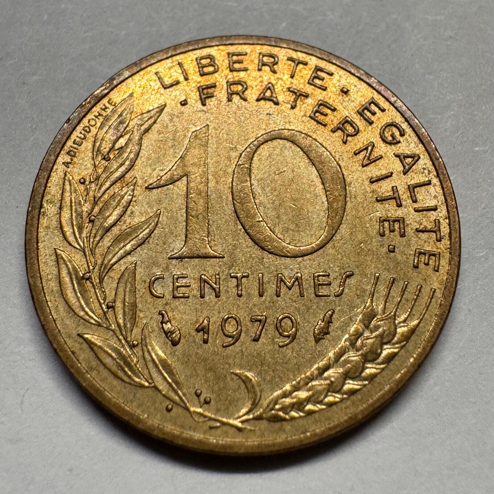 1979 France 10 Centimes - Beautiful Coin - #A-066