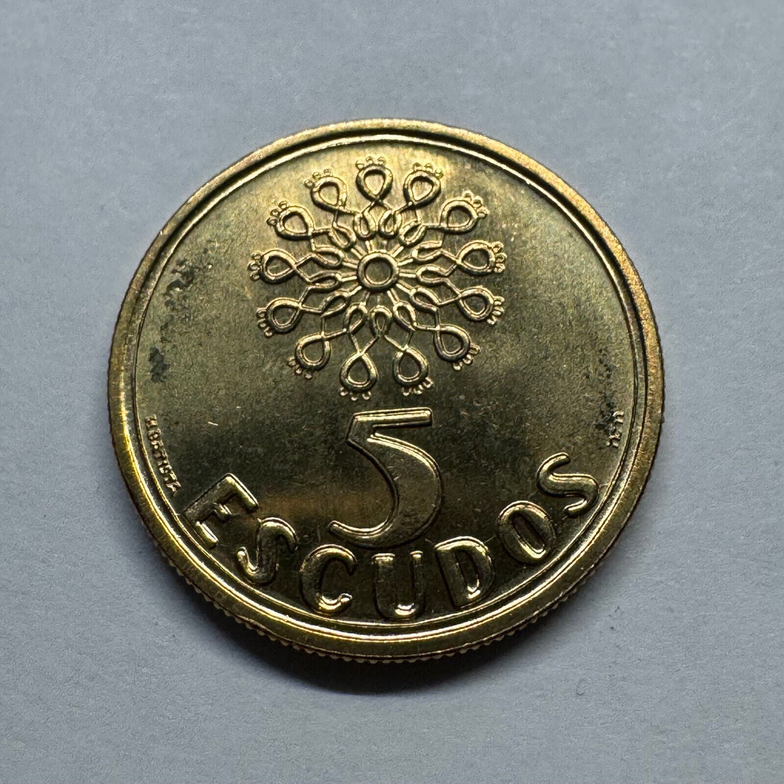 2000 Portugal 5 Escudos - Beautiful Coin - #B-004