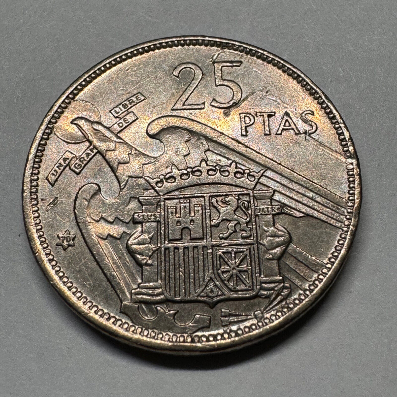 1970 Spain 25 Pesetas - Beautiful Coin - #A-014