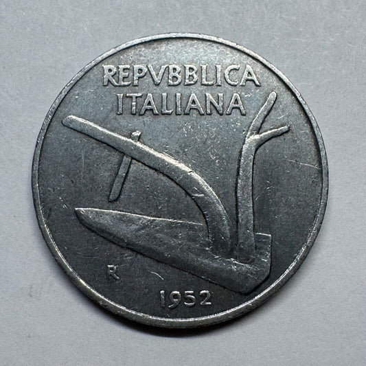 1952 Italy 10 Lire - Beautiful Coin - #B-031