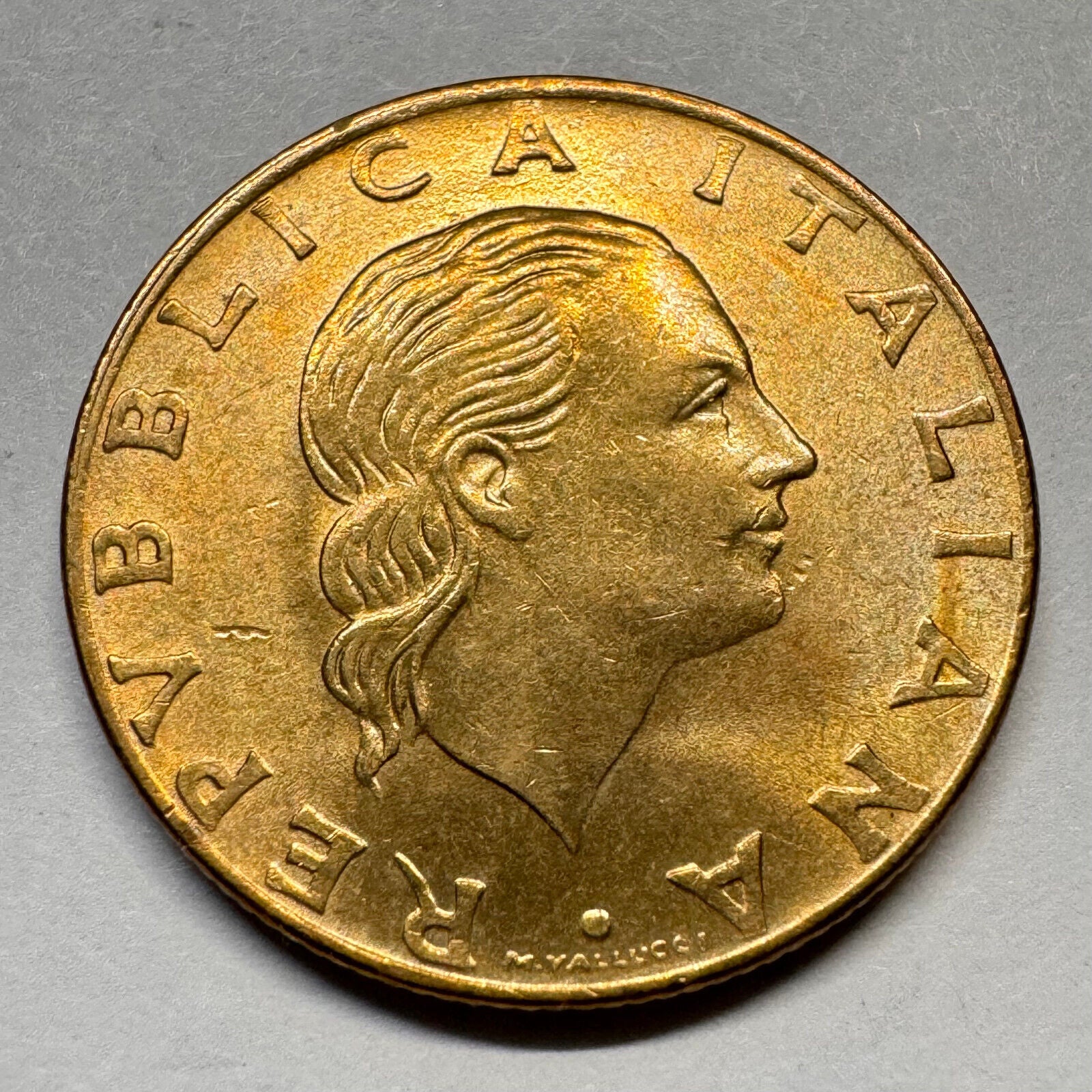 1990 Italy 200 Lire - State Council - Beautiful Coin - #A-028