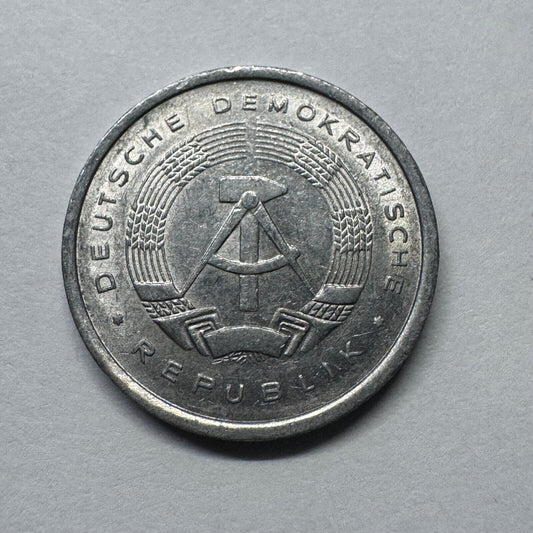 1979 Germany 5 Pfennig - Beautiful Coin - #B-012