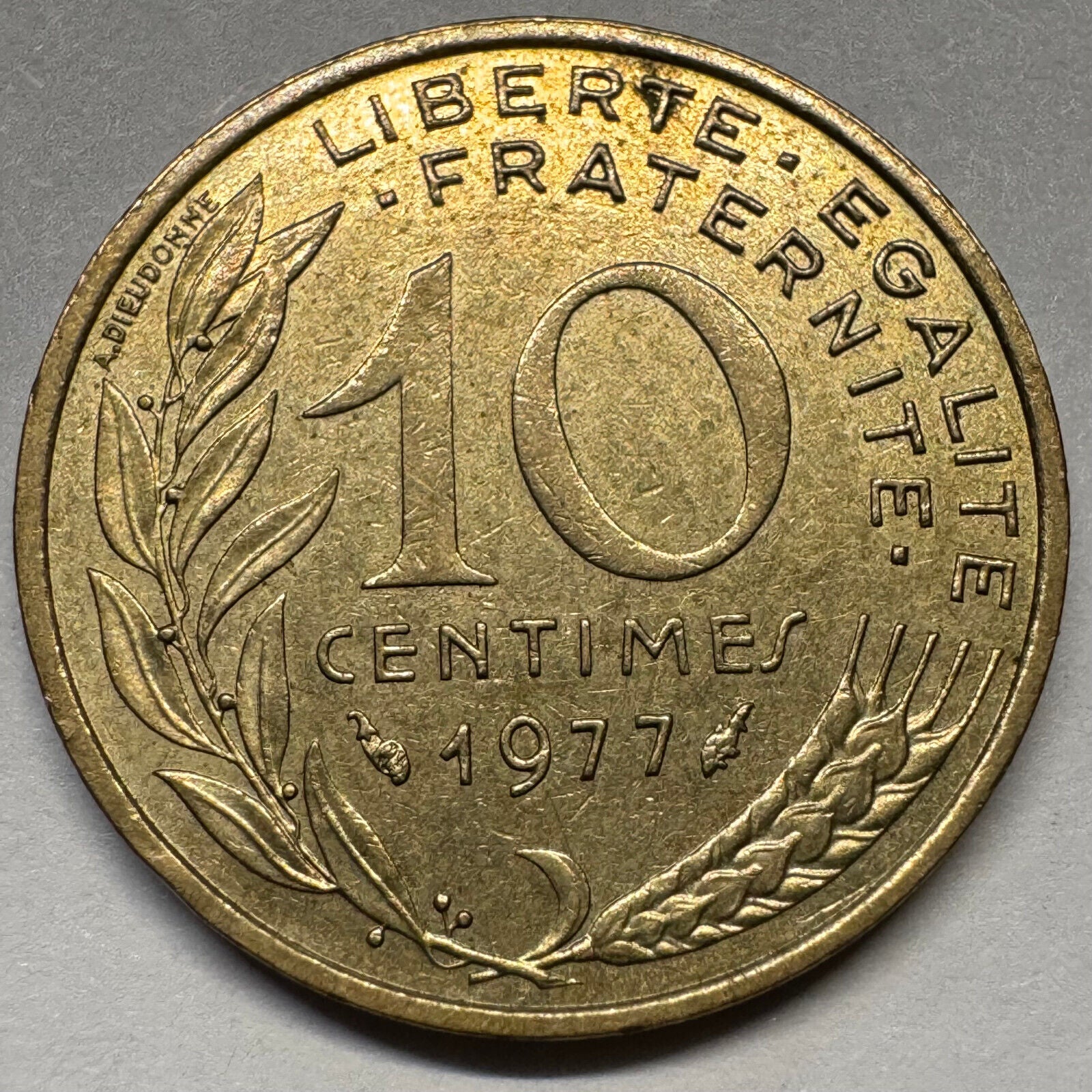 1977 France 10 Centimes - Beautiful Coin - #A-082