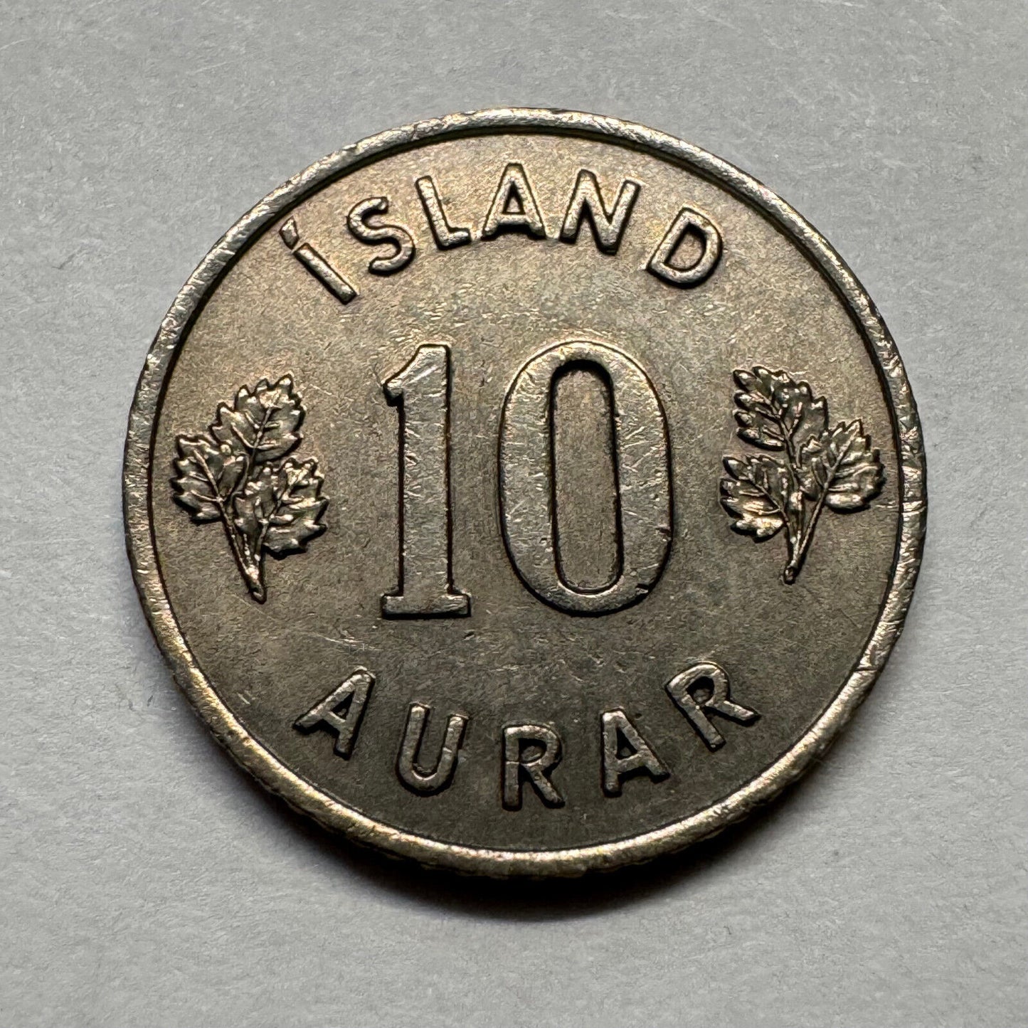 1960 Iceland 10 Aurar - Beautiful Coin - #B-029