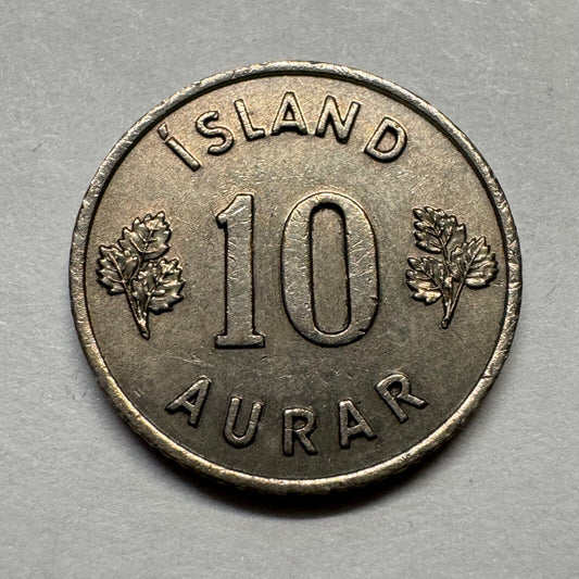 1960 Iceland 10 Aurar - Beautiful Coin - #B-029