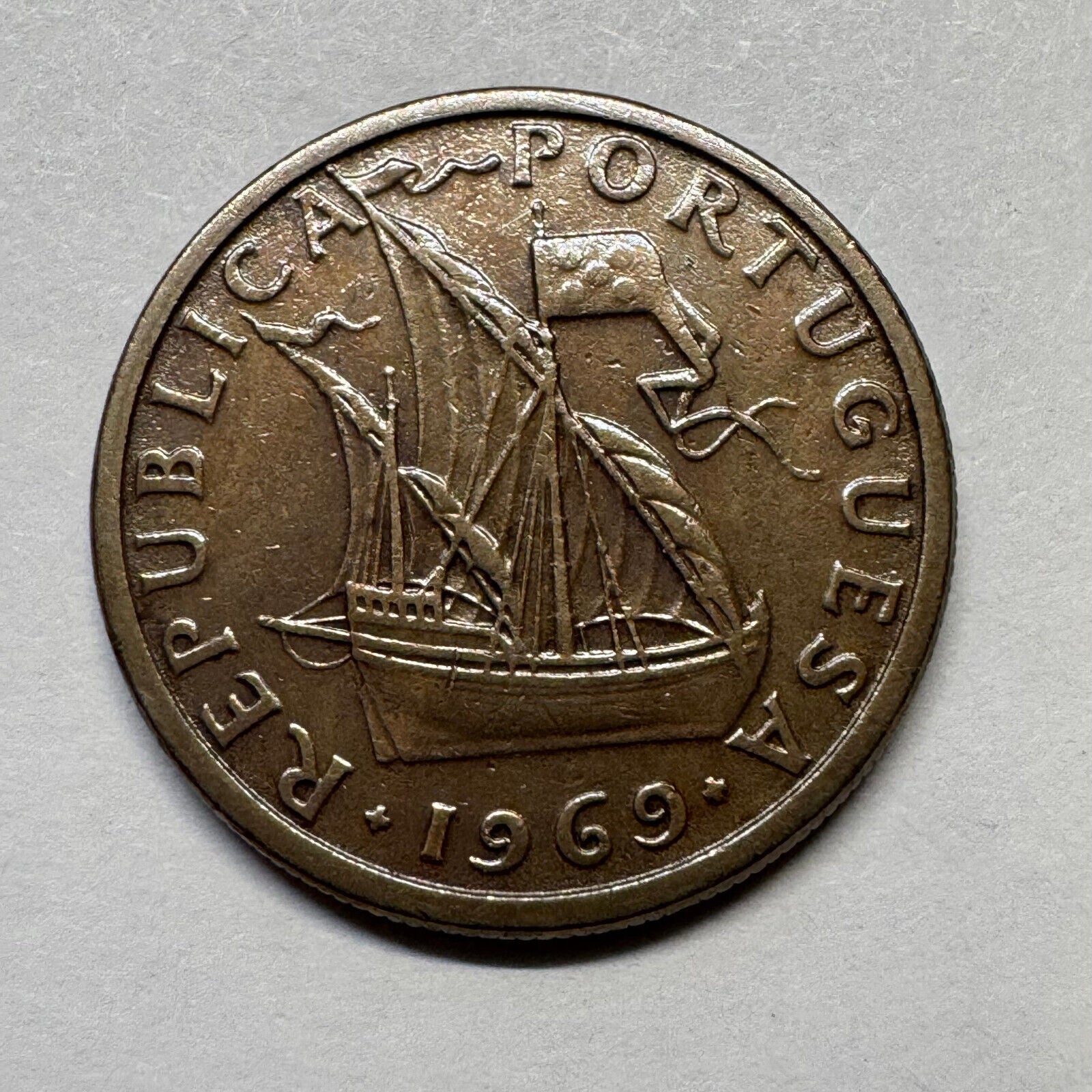1969 Portugal 2.50 Escudos - Beautiful Coin - #B-027