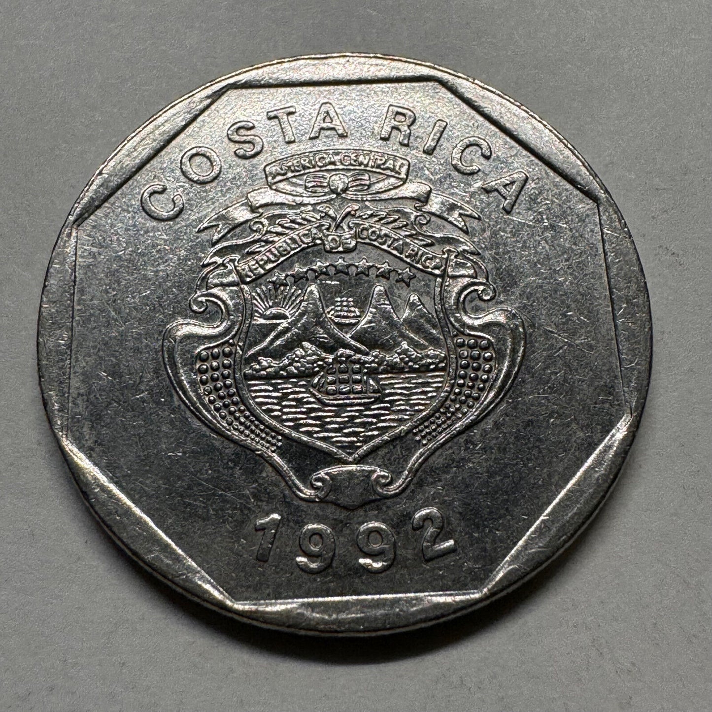1992 Costa Rica 10 Colones - Beautiful Coin - #A-012