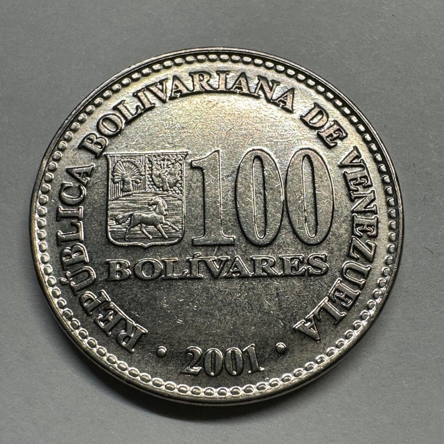 Venezuela 2001 100 Bolivares - Beautiful Coin - #A-009