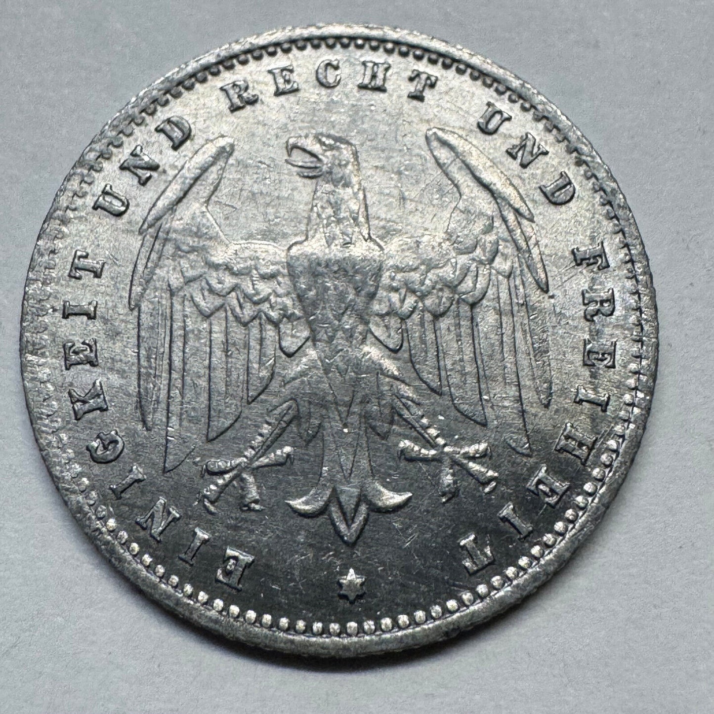 1923 Germany 200 Mark - Beautiful Coin - #A-095