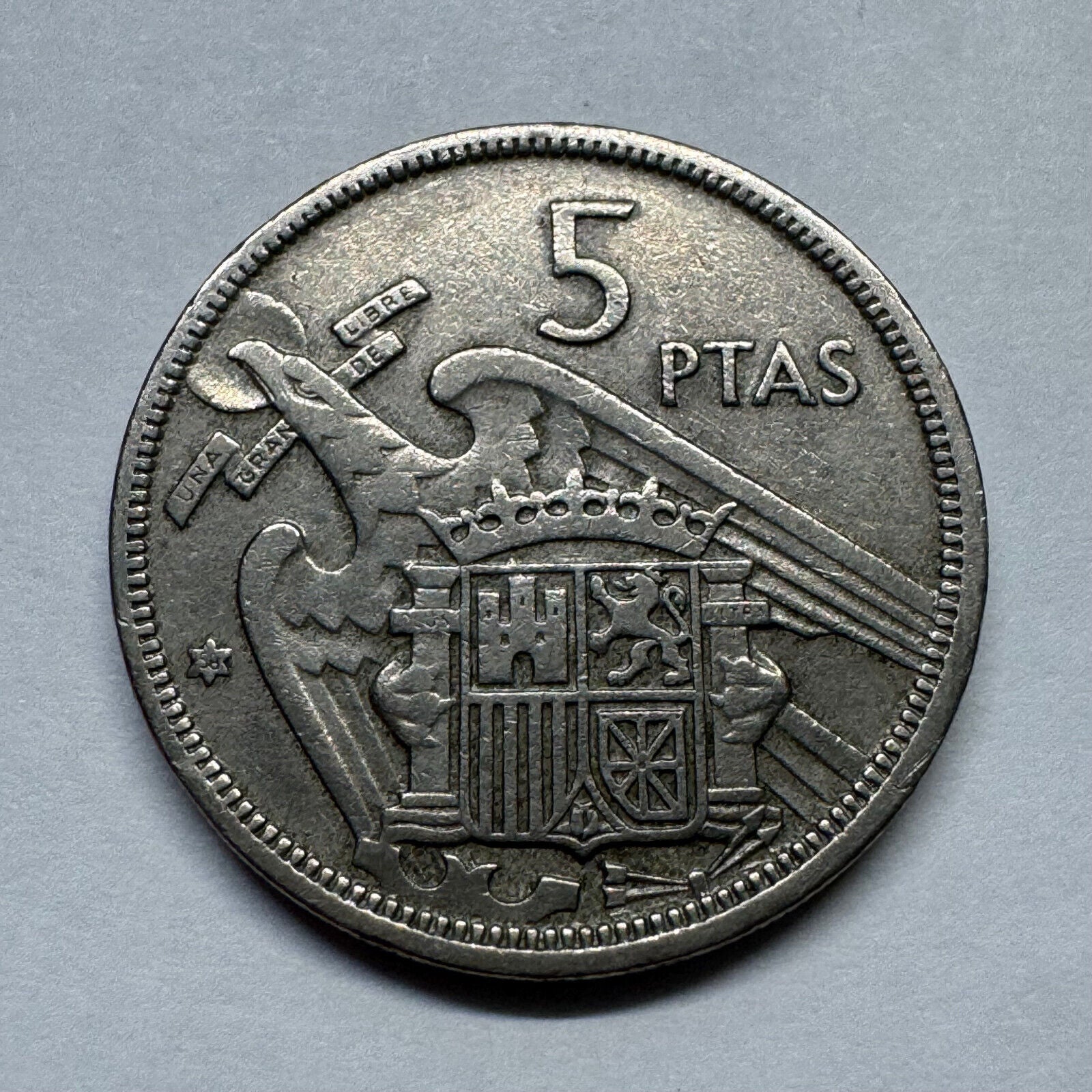1958 Spain 5 Pesetas - Beautiful Coin - #B-033