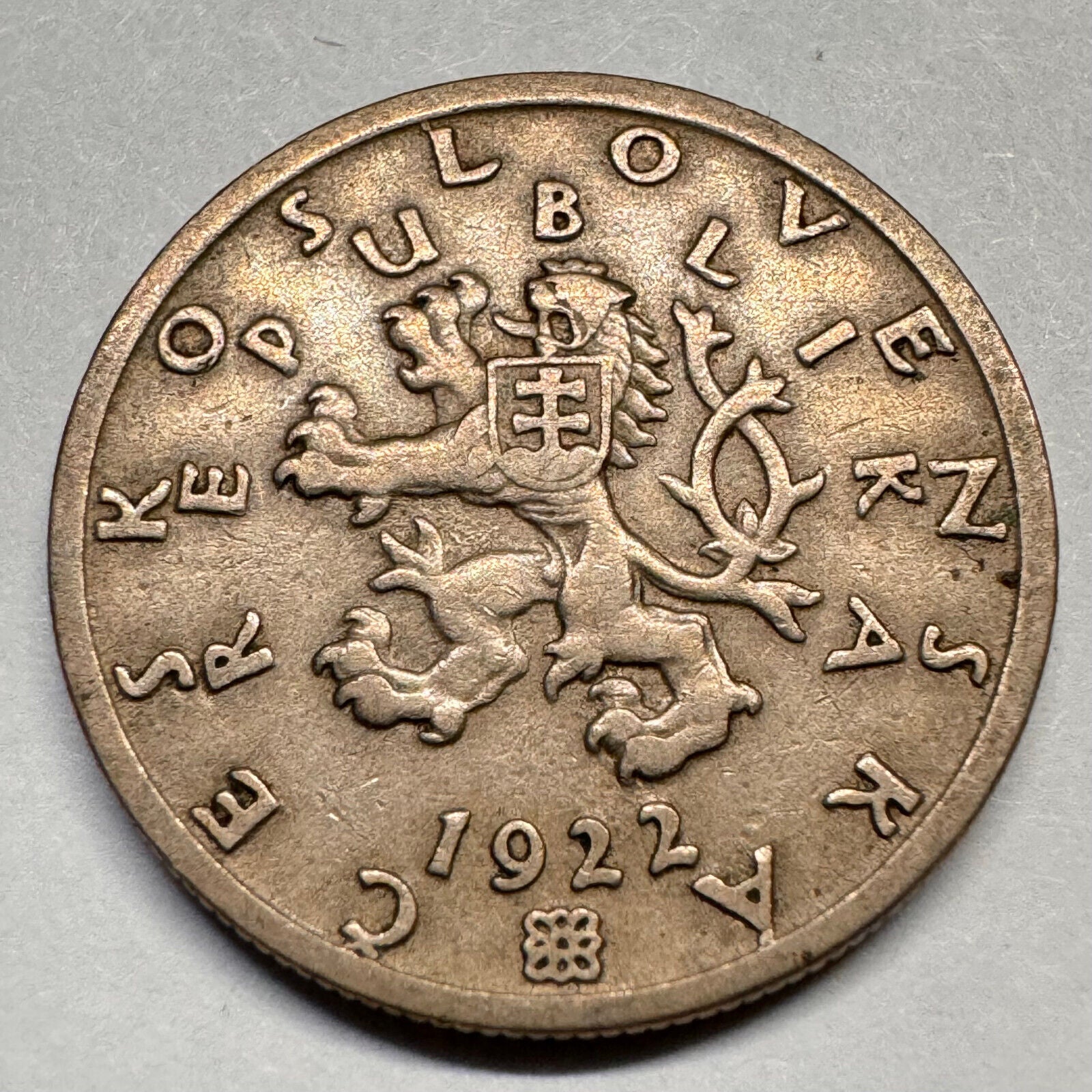 1922 Czechoslovakia 50 Haleru - Beautiful Coin - #A-057