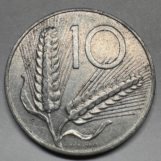 1951 Italy 10 Lira - Beautiful Coin - #A-046